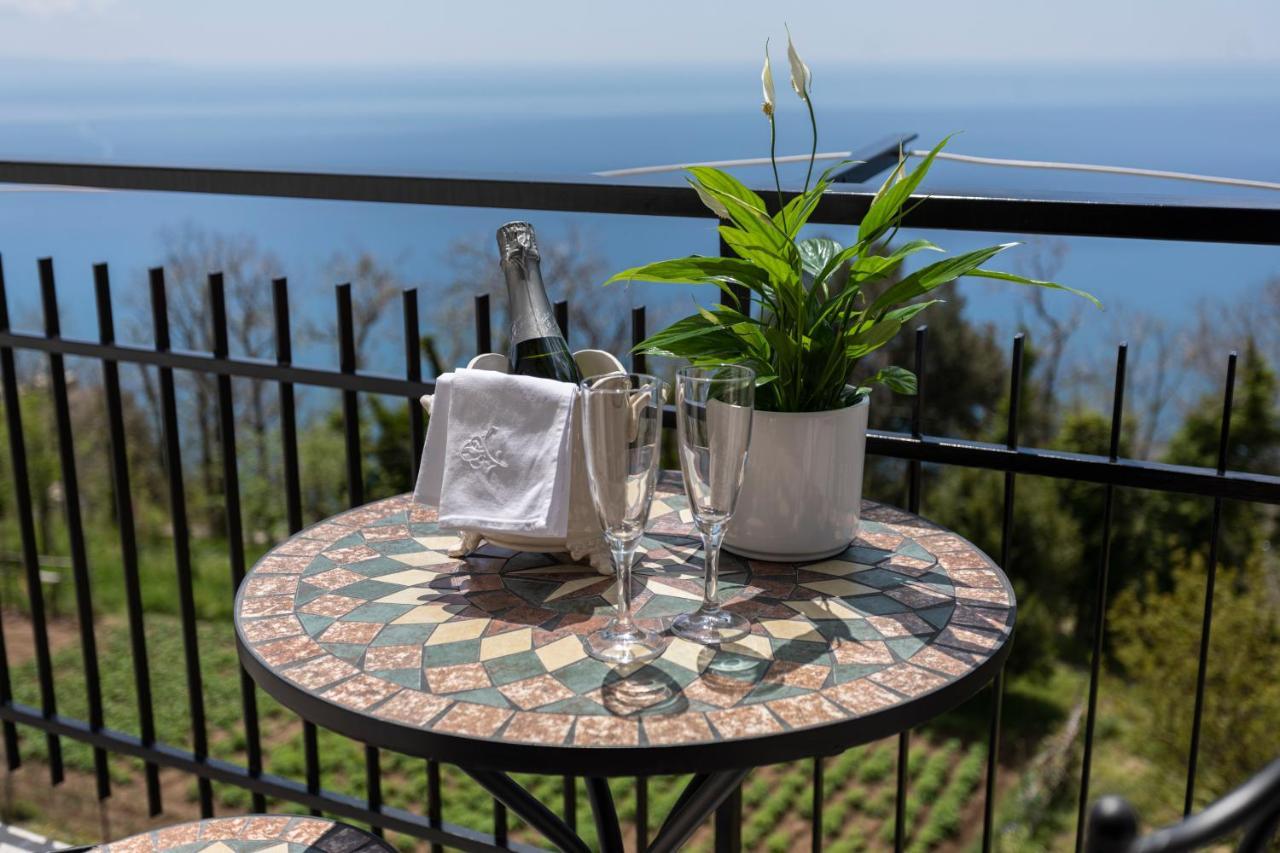 Agriturismo Punta San Lazzaro Аджерола Екстер'єр фото